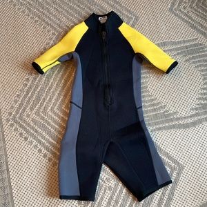 NRS neoprene wet suit for kids